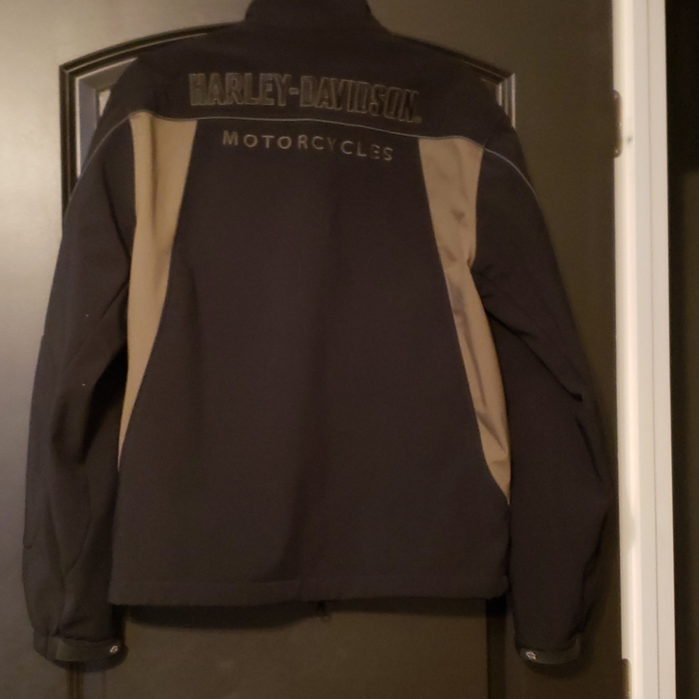 Jacket - Picture 2 of 2